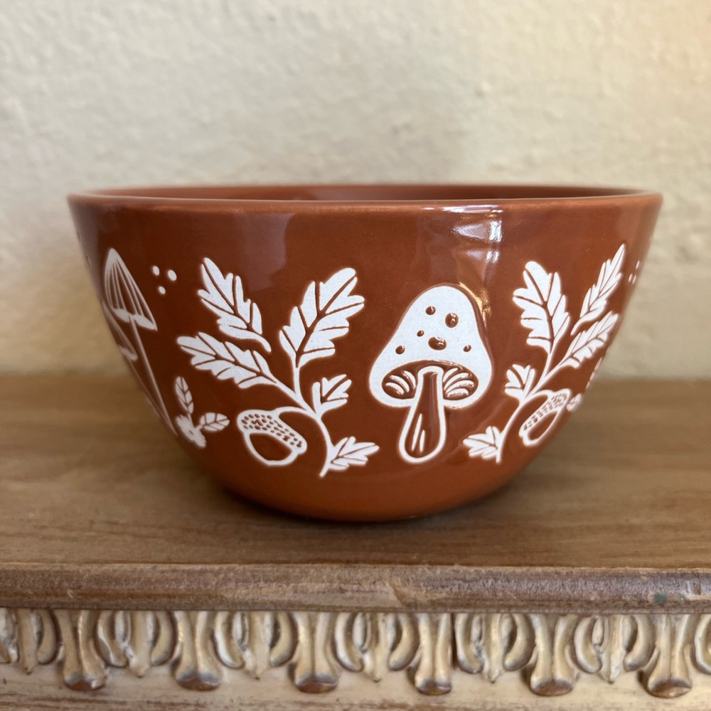 Tabletops Unlimited AUTUMN FOREST MUSHROOM Bowl Reddish Brown